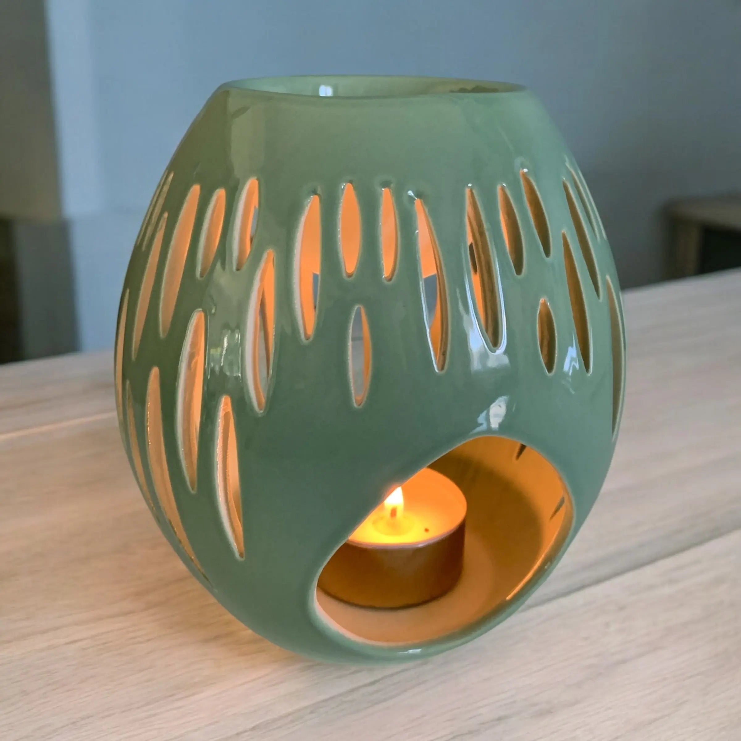 Brûle Parfum "Ovali" Olive Creamy Candle